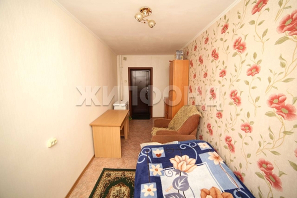
   Продам комнату, 12.6 м², Пархоменко ул, 14а

. Фото 4.