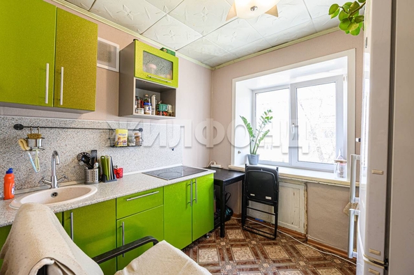 
   Продам 1-комнатную, 29.6 м², Петухова ул, 20

. Фото 1.