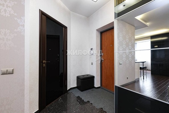 
   Продам 2-комнатную, 67.3 м², Красный пр-кт, 181

. Фото 13.