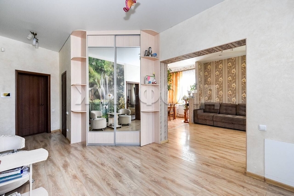 
   Продам дом, 319.2 м², Новосибирск

. Фото 13.