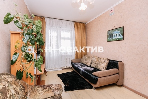 
   Продам 3-комнатную, 63 м², Иванова ул, 28А

. Фото 13.