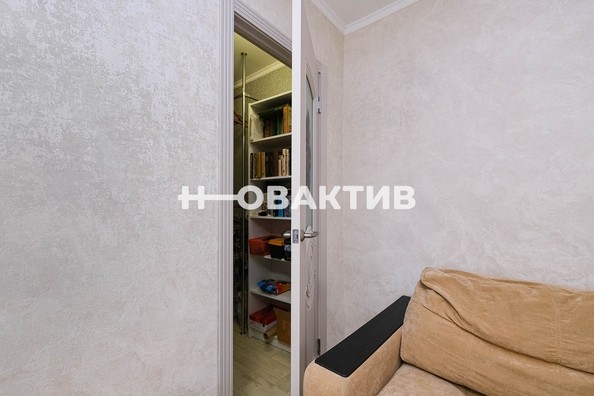 
   Продам 2-комнатную, 45 м², Сибиряков-Гвардейцев ул, 14

. Фото 18.