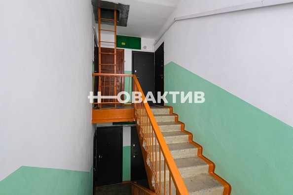 
   Продам 2-комнатную, 45 м², Сибиряков-Гвардейцев ул, 14

. Фото 21.