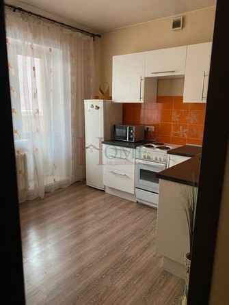 
  Сдам в аренду 1-комнатную квартиру, 43 м², Новосибирск

. Фото 1.