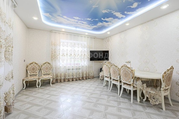 
   Продам дом, 145.8 м², Новосибирск

. Фото 9.