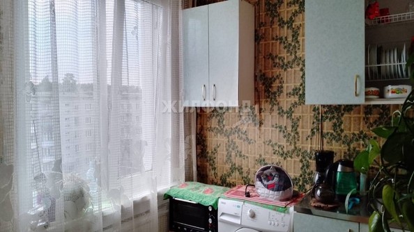 
   Продам 3-комнатную, 57.1 м², Октябрьская ул, 9

. Фото 3.