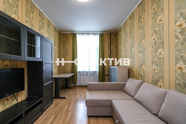 
   Продам 3-комнатную, 87.9 м², Красный пр-кт, 159

. Фото 17.