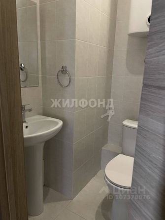 
   Продам 2-комнатную, 57.5 м², Сибирская ул, 42

. Фото 23.