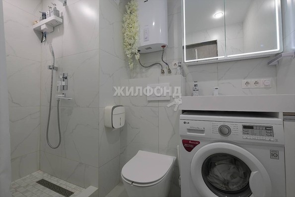 
   Продам 3-комнатную, 65.7 м², Лазурная ул, 10

. Фото 10.