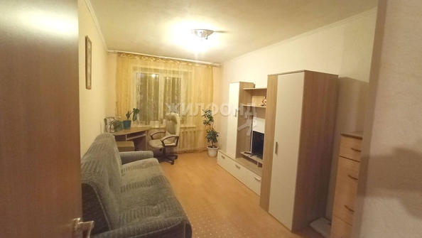 
   Продам 3-комнатную, 63.6 м², Бориса Богаткова ул, 194/7

. Фото 5.