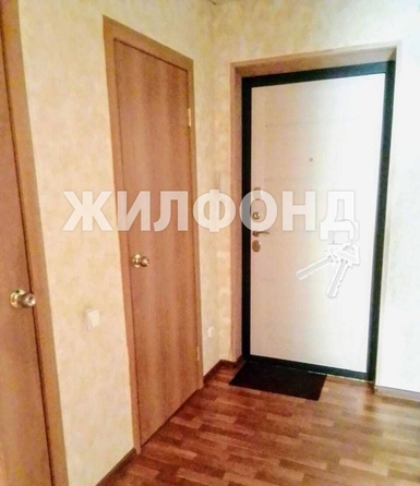 
   Продам 1-комнатную, 29.8 м², Маяковского ул, 1/1

. Фото 1.