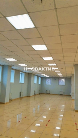 
   Продам помещение свободного назначения, 831 м², Ленина ул, 92

. Фото 10.