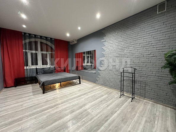 
   Продам 6-комнатную, 221 м², 1-й Римского-Корсакова пер, 5

. Фото 1.