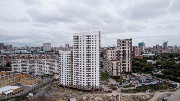 
   Продам 4-комнатную, 93.85 м², Беринг, дом 2

. Фото 9.