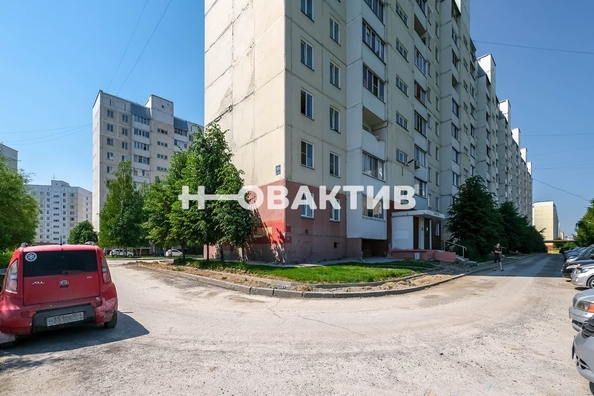 
   Продам 2-комнатную, 50 м², В. Высоцкого ул, 50/3

. Фото 22.