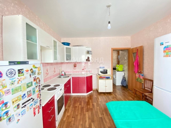 
   Продам 3-комнатную, 73.3 м², Приморская ул, 10/1

. Фото 6.