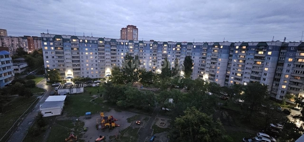 
   Продам 4-комнатную, 77.3 м², В. Высоцкого ул, 13

. Фото 13.