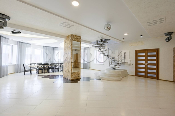
   Продам дом, 745 м², Ленинское село

. Фото 11.