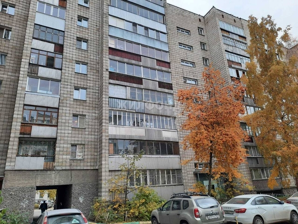 
   Продам 2-комнатную, 48.5 м², Сибирская ул, 49

. Фото 13.