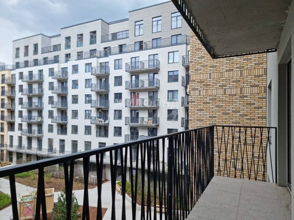 
   Продам 4-комнатную, 92.6 м², Большевистская ул, 88

. Фото 20.