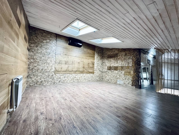 
   Продам 4-комнатную, 121.7 м², 5-й микрорайон, 3/2

. Фото 8.