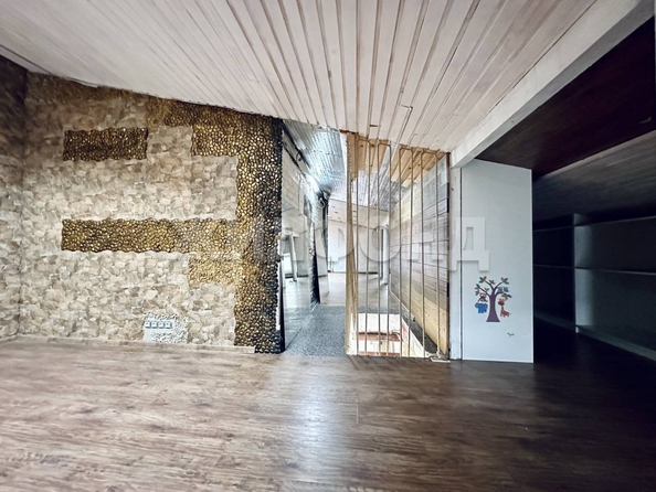 
   Продам 4-комнатную, 121.7 м², 5-й микрорайон, 3/2

. Фото 12.