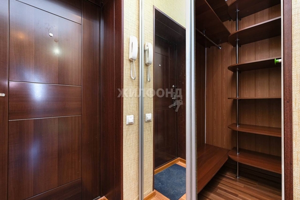 
   Продам 1-комнатную, 36.6 м², Толбухина ул, 2

. Фото 19.