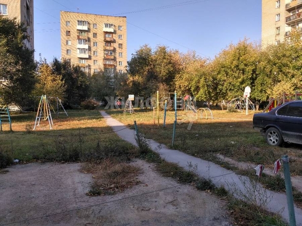 
   Продам 2-комнатную, 42.7 м², Невельского ул, 9

. Фото 3.