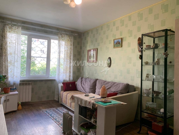 
   Продам 2-комнатную, 43.6 м², Троллейная ул, 22

. Фото 2.