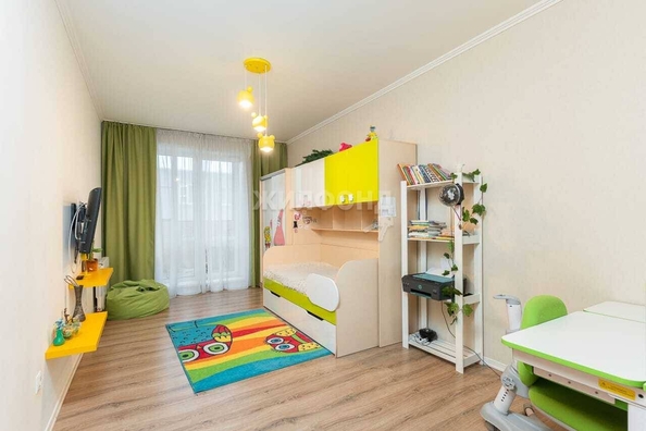 
   Продам 3-комнатную, 73 м², Кирова ул, 236

. Фото 14.