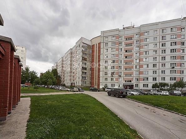 
   Продам 2-комнатную, 52.1 м², Рассветная ул, 14

. Фото 3.