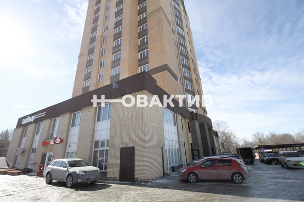 
   Продам помещение свободного назначения, 76 м², Молодежи б-р, 15

. Фото 2.