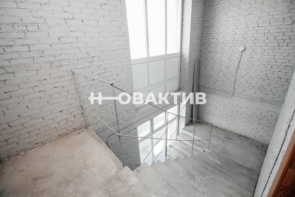 
   Продам помещение свободного назначения, 76 м², Молодежи б-р, 15

. Фото 7.