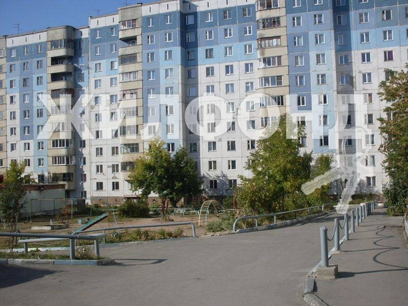 
   Продам 4-комнатную, 76.3 м², Лазурная ул, 22

. Фото 5.