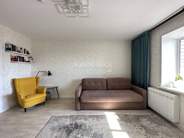 
   Продам 1-комнатную, 48.1 м², 2-й (4 мкр.) кв-л, 229

. Фото 2.