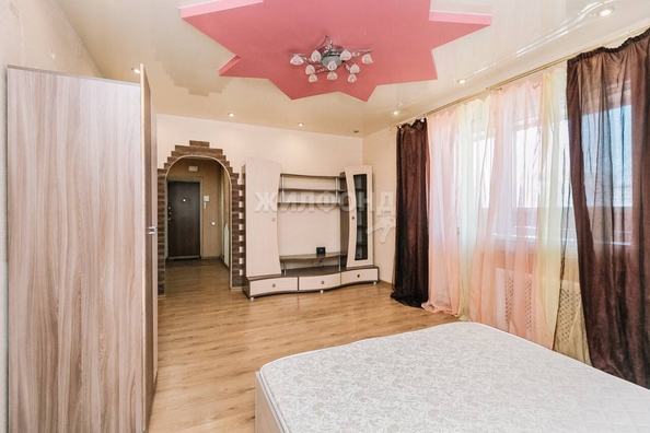 
   Продам 1-комнатную, 45.8 м², 2-й (4 мкр.) кв-л, 226

. Фото 7.