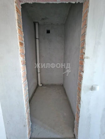 
   Продам 1-комнатную, 62.1 м², Владимира Заровного ул, 6

. Фото 18.