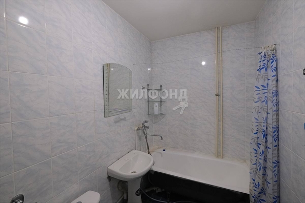 
   Продам студию, 27 м², Петухова ул, 166

. Фото 11.