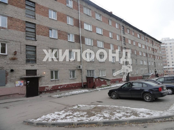 
   Продам студию, 17.9 м², Журавлева ул, 11

. Фото 2.