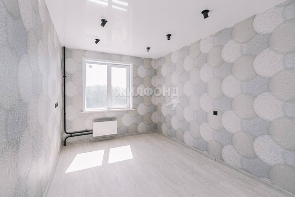 
   Продам 2-комнатную, 59 м², Петухова ул, 172

. Фото 4.