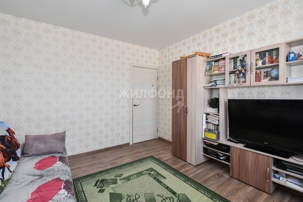 
   Продам 2-комнатную, 53.4 м², Земнухова ул, 12

. Фото 12.