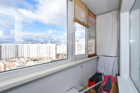 
   Продам 2-комнатную, 53.4 м², Земнухова ул, 12

. Фото 20.