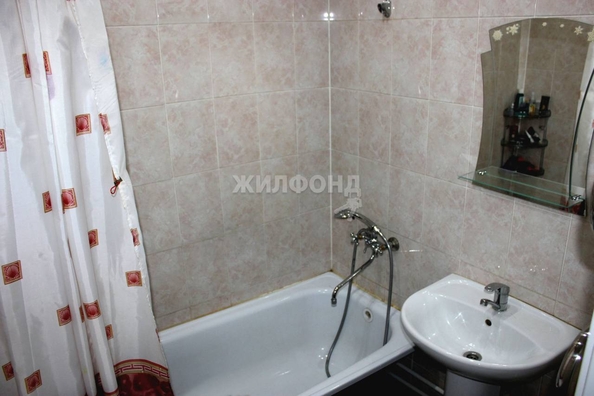 
   Продам 2-комнатную, 51.7 м², Романтиков ул, 4

. Фото 9.