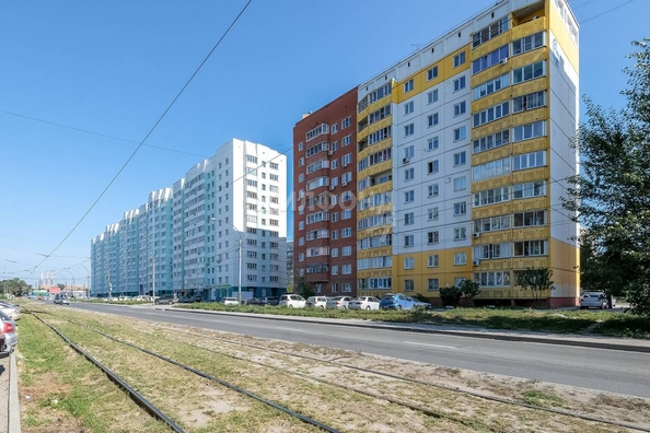 
   Продам 3-комнатную, 66.1 м², Троллейная ул, 3

. Фото 15.