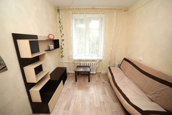 
   Продам комнату, 15.2 м², Титова ул, 7

. Фото 1.