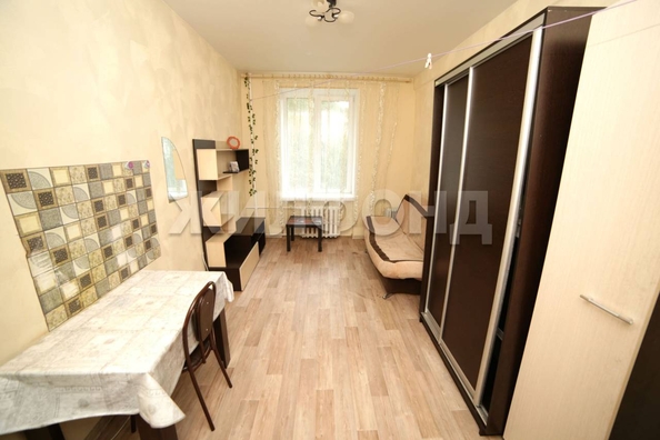 
   Продам комнату, 15.2 м², Титова ул, 7

. Фото 2.