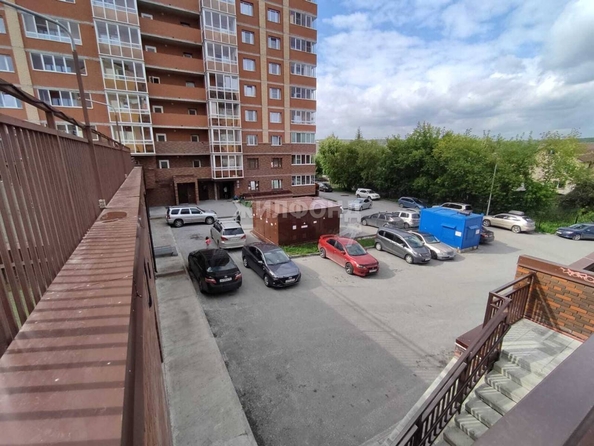 
   Продам 1-комнатную, 34.2 м², Героев Революции ул, 72

. Фото 23.