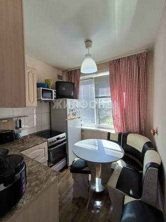 
   Продам 1-комнатную, 29.6 м², Связистов ул, 139

. Фото 4.