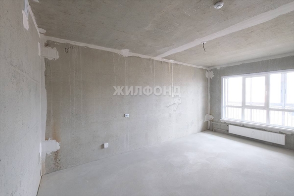 
   Продам 3-комнатную, 66.1 м², 3-й микрорайон, 25/1

. Фото 4.