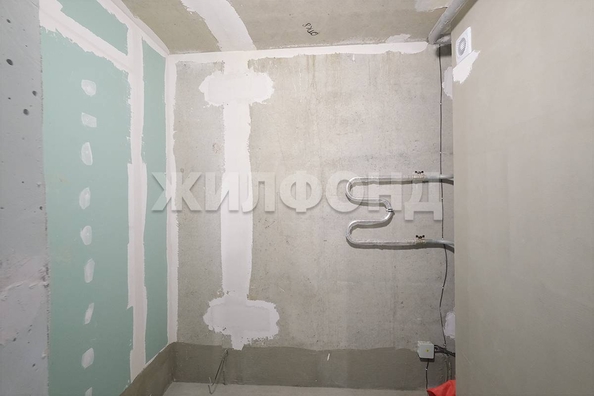 
   Продам 3-комнатную, 66.1 м², 3-й микрорайон, 25/1

. Фото 13.